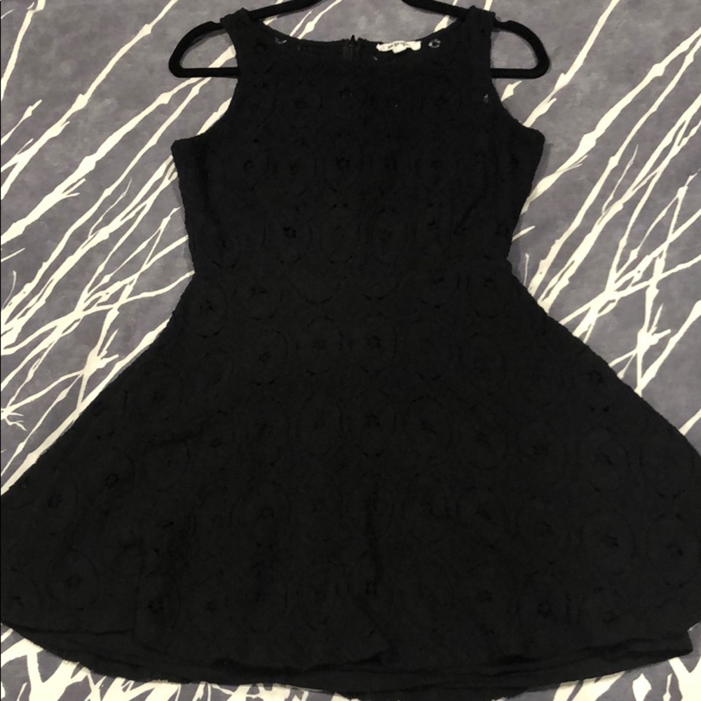 BB DAKOTA. Cute black dress